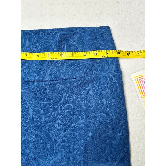 LuLaRoe Cassie Pencil Skirt Blue Textured Floral Stretch Women’s Small - Picture 4 of 6
